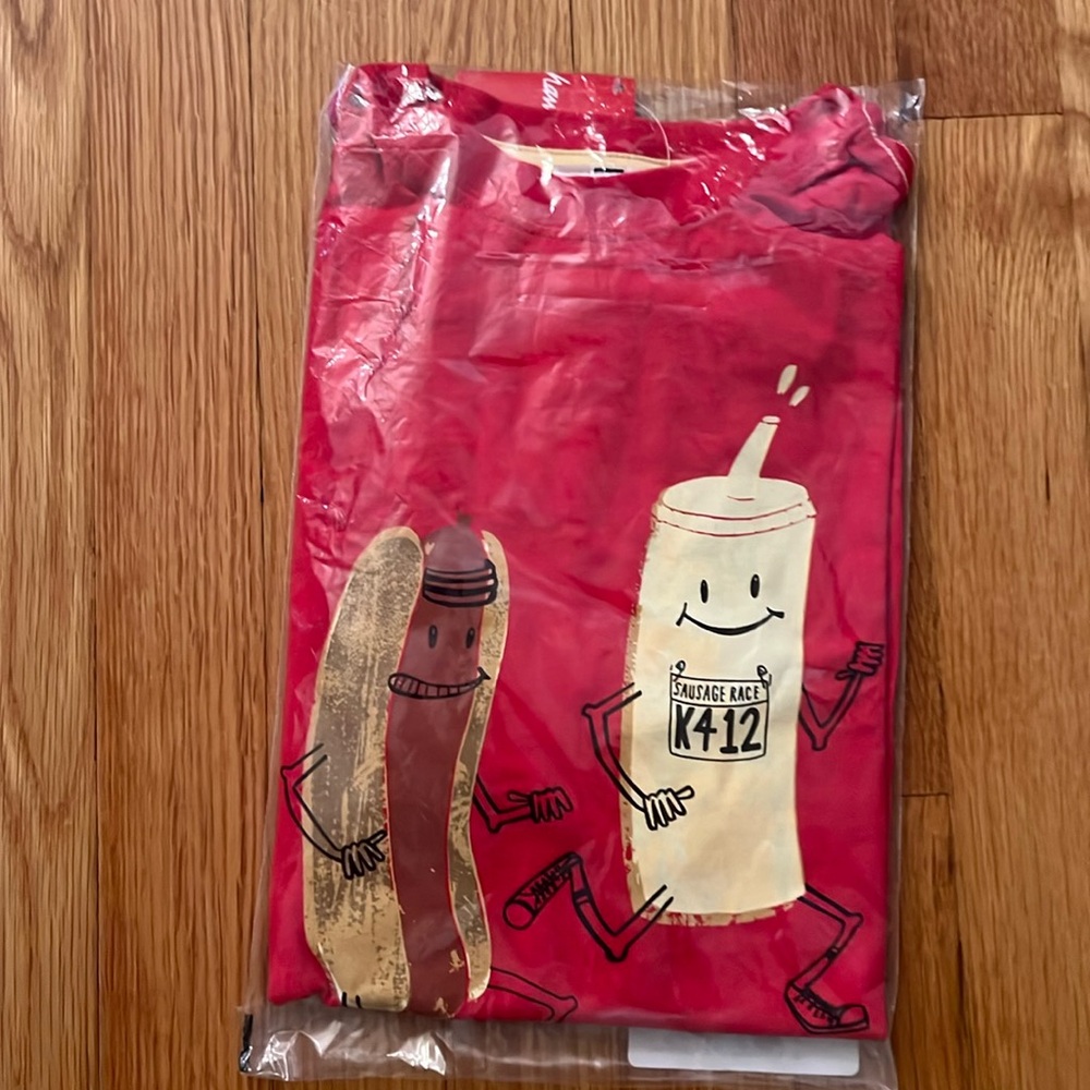 Hanna Andersson | NWT Red Graphic Tee | Hot Dog & Mustard | size 150
